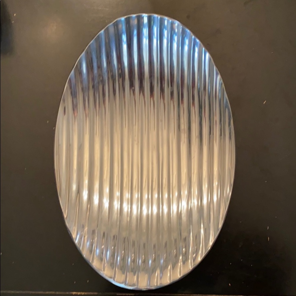 Beautiful silver serving platter - Picture 3 of 6